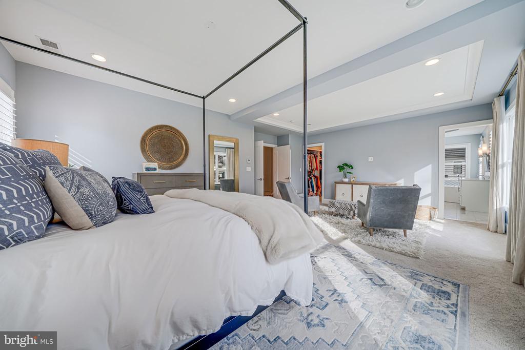 118 Elm St SW