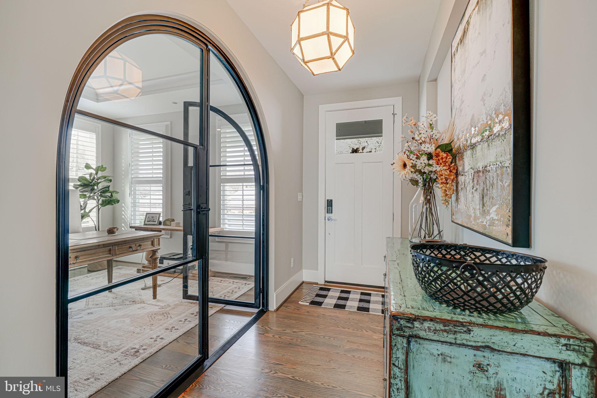 118 Elm St SW