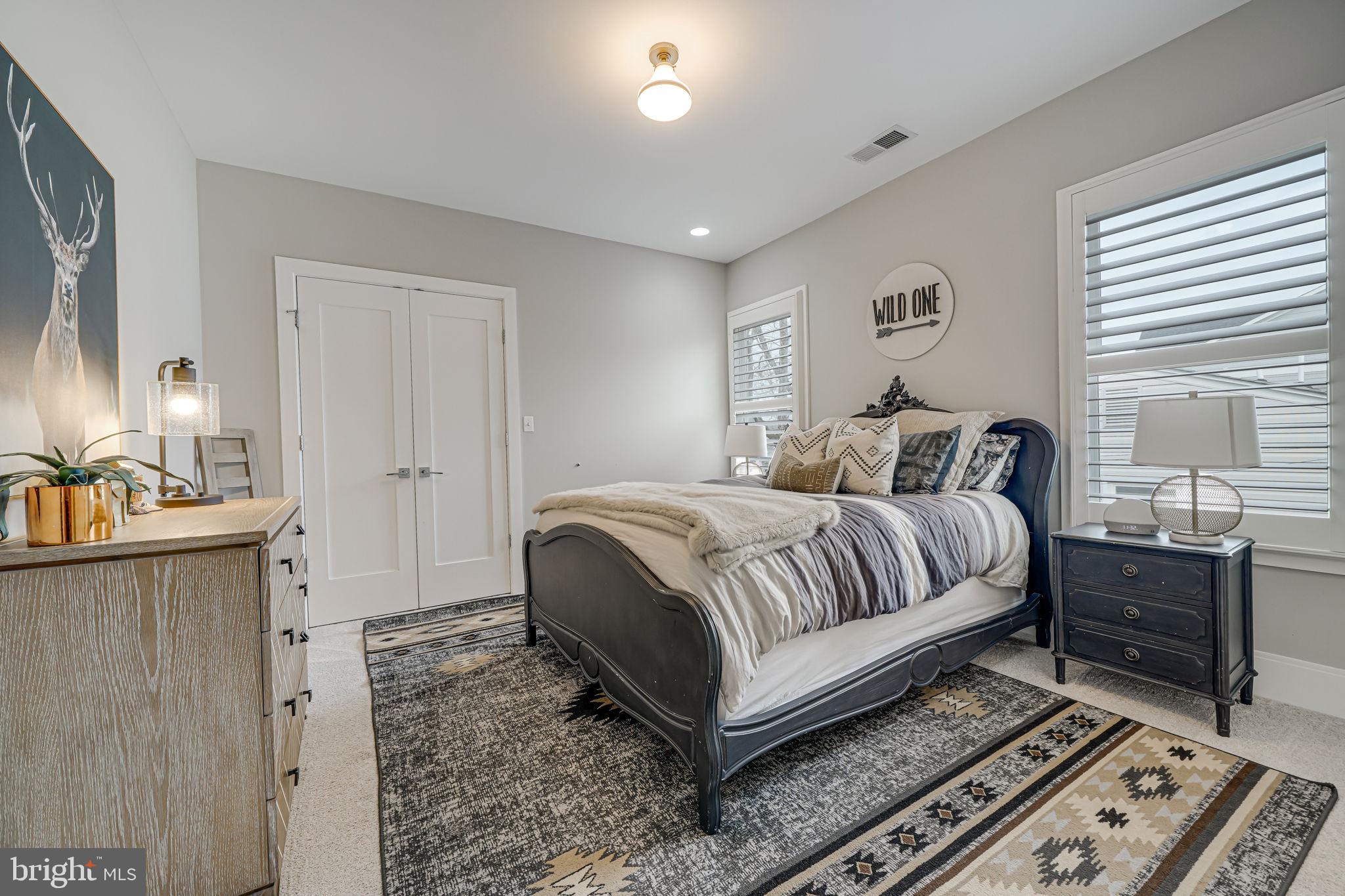 118 Elm St SW
