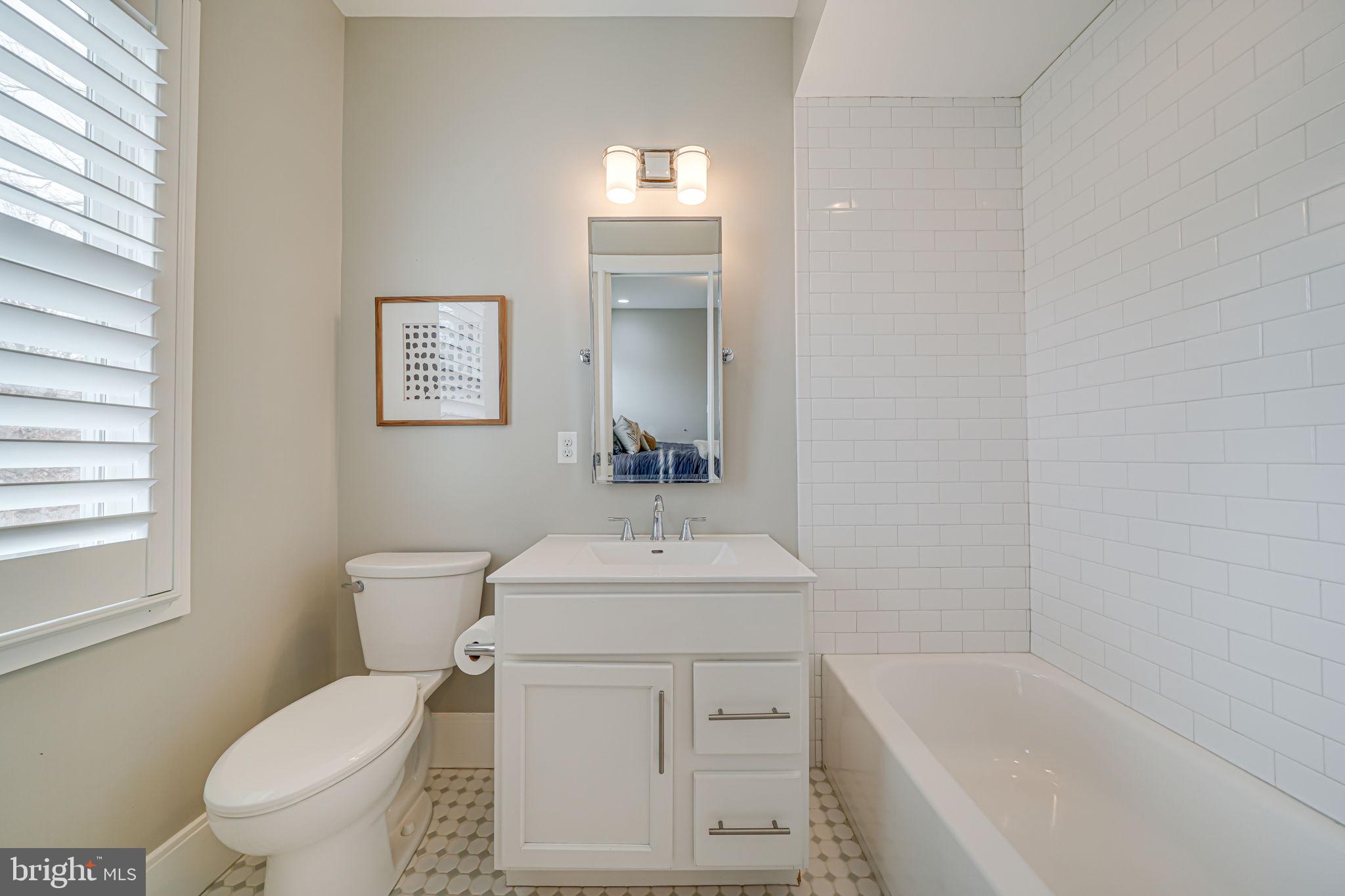118 Elm St SW