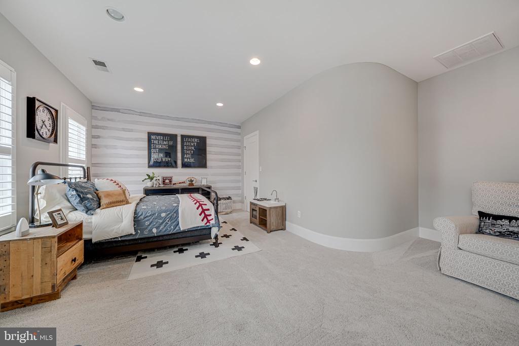 118 Elm St SW