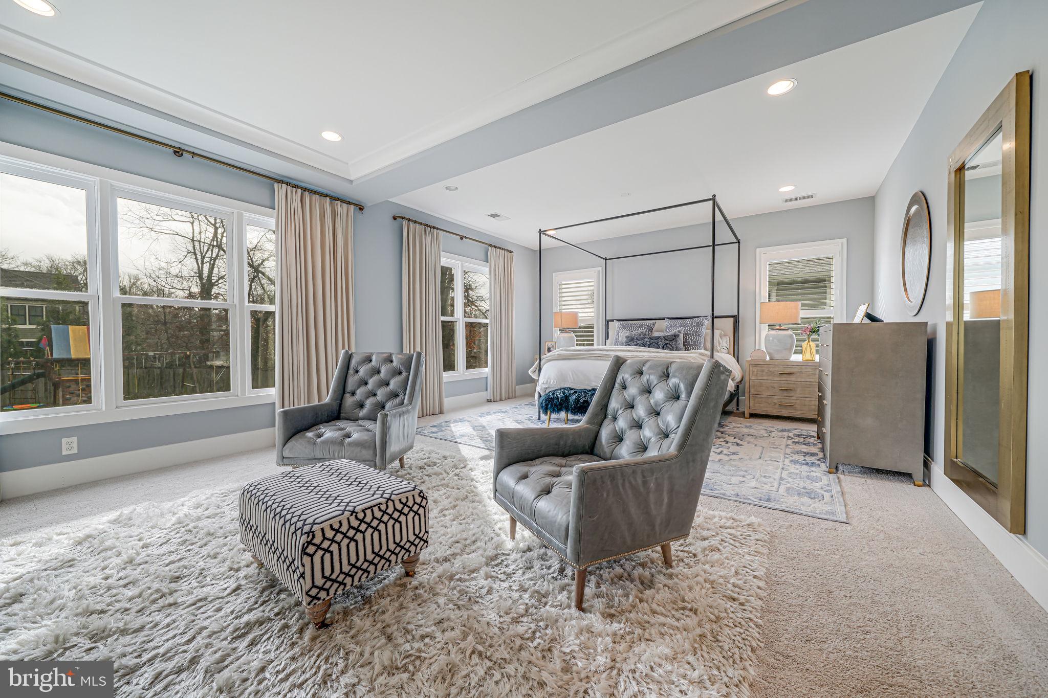 118 Elm St SW