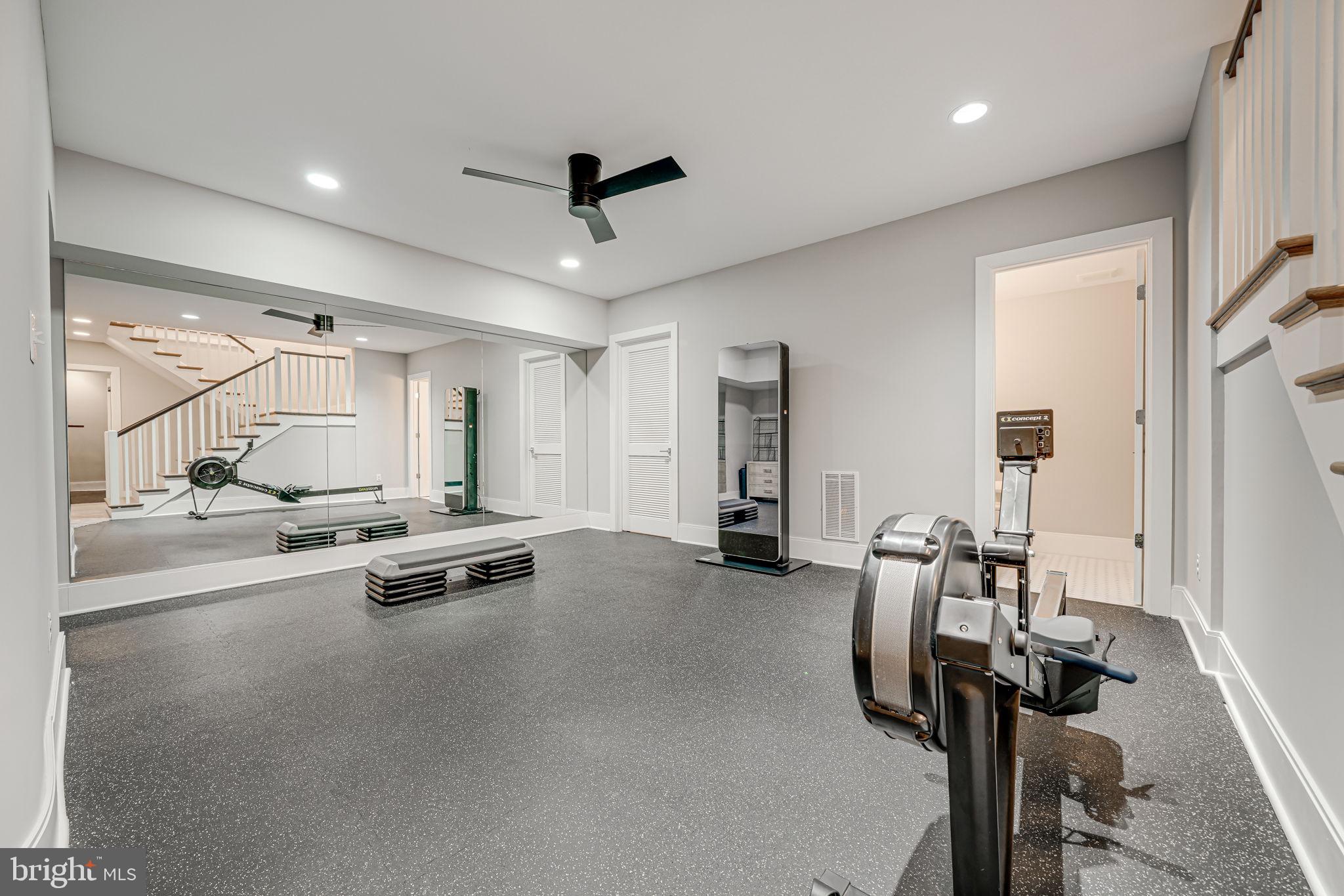 118 Elm St SW