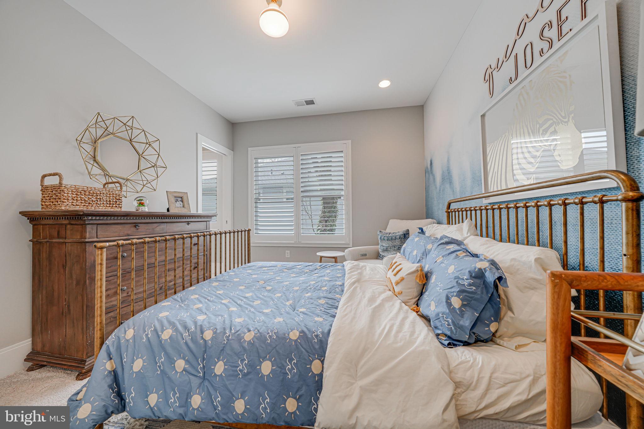 118 Elm St SW