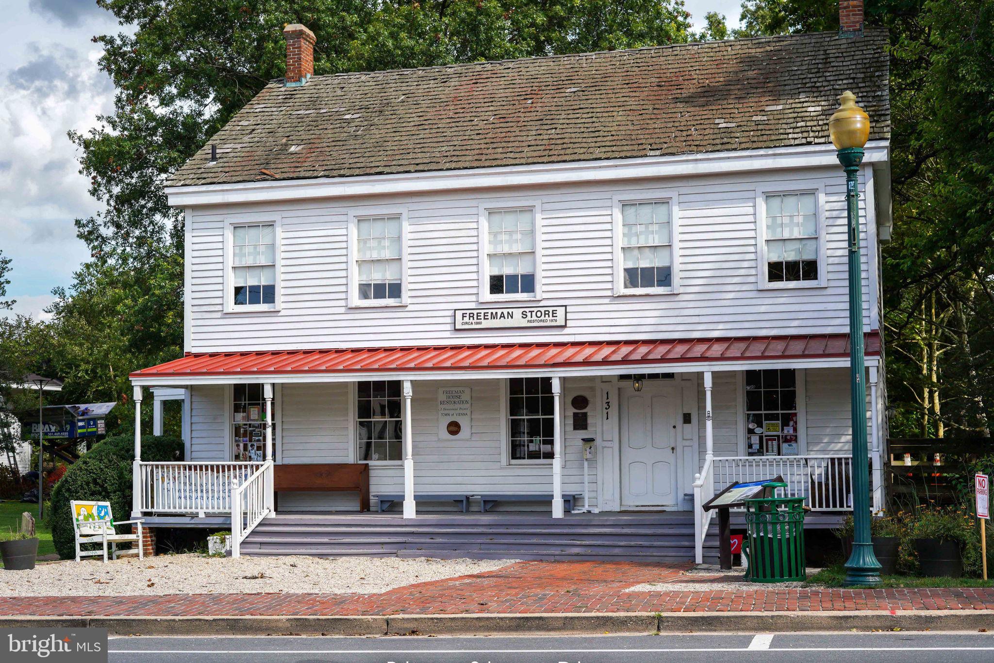 118 Elm St SW
