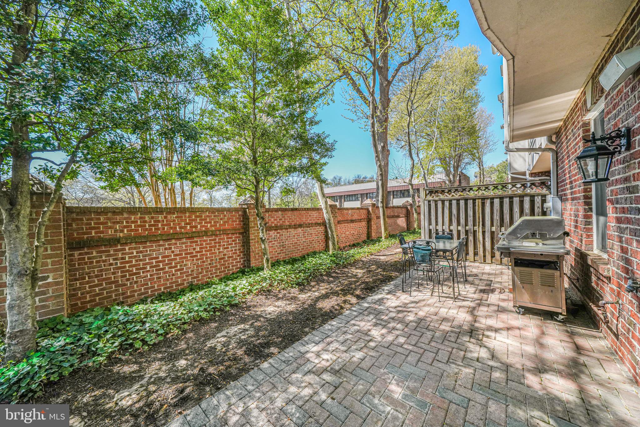 1334 Lessard Ln