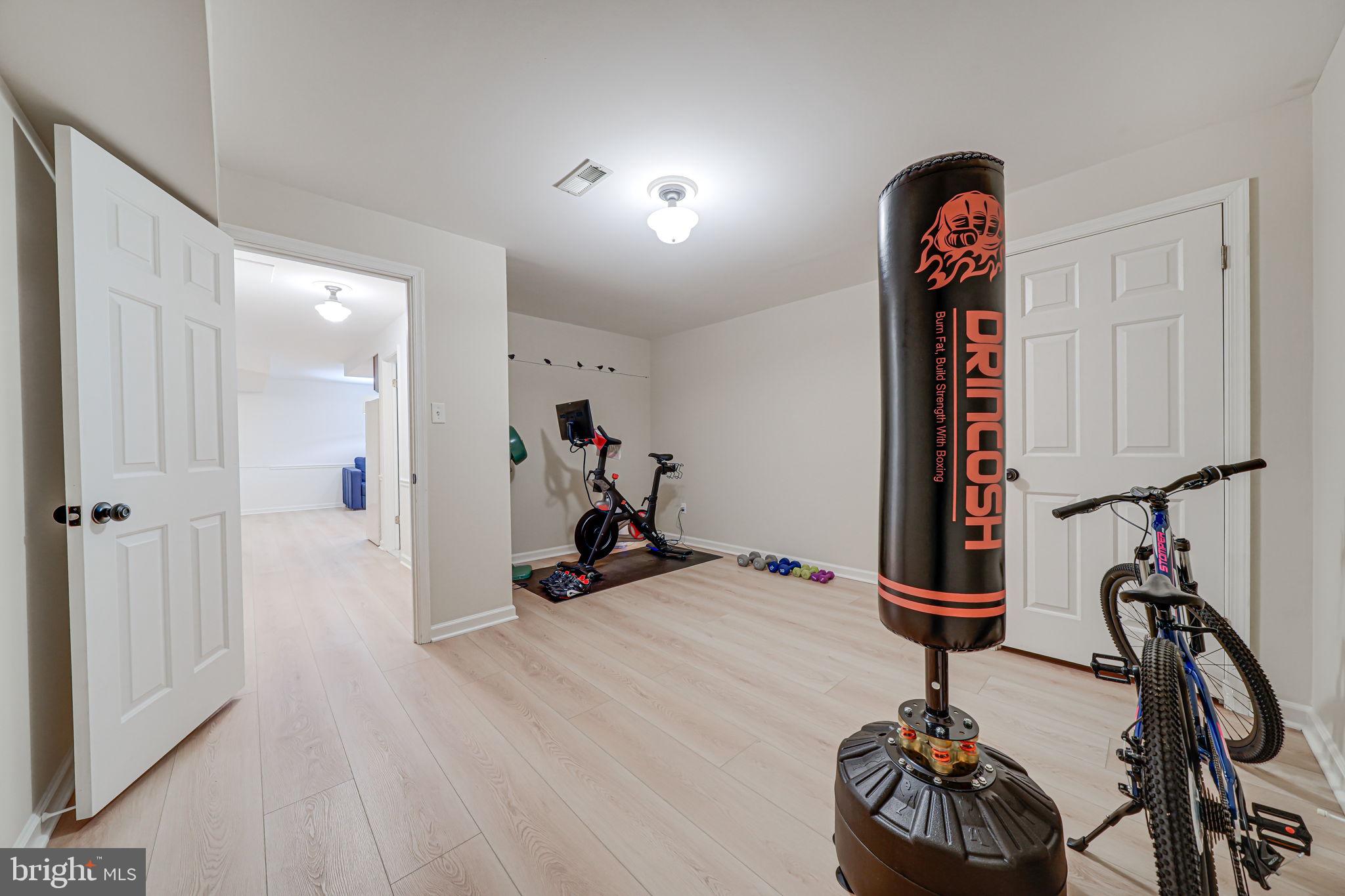 8609 Cherry Dr