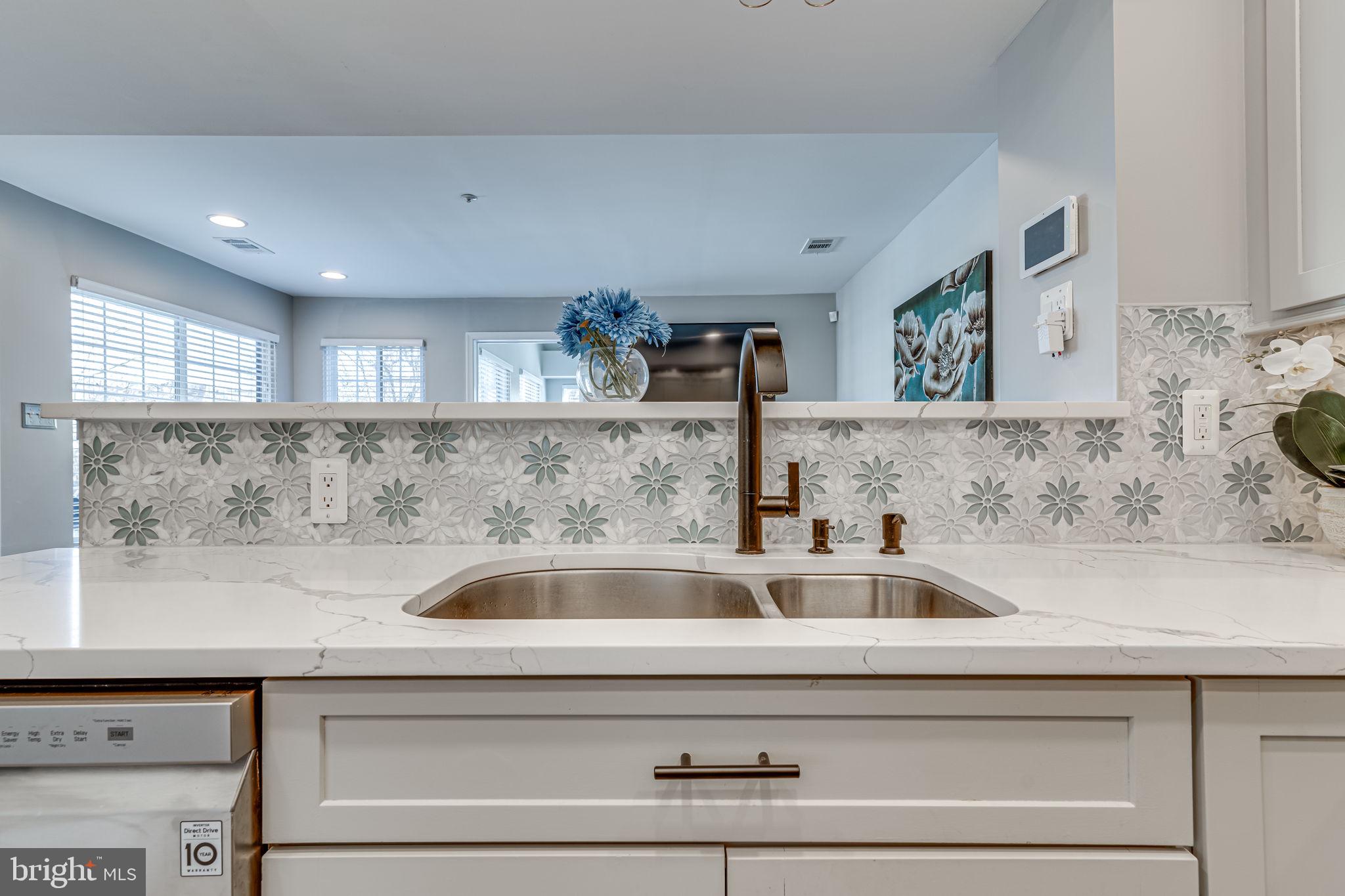 6001 Mersey Oaks Way #6a