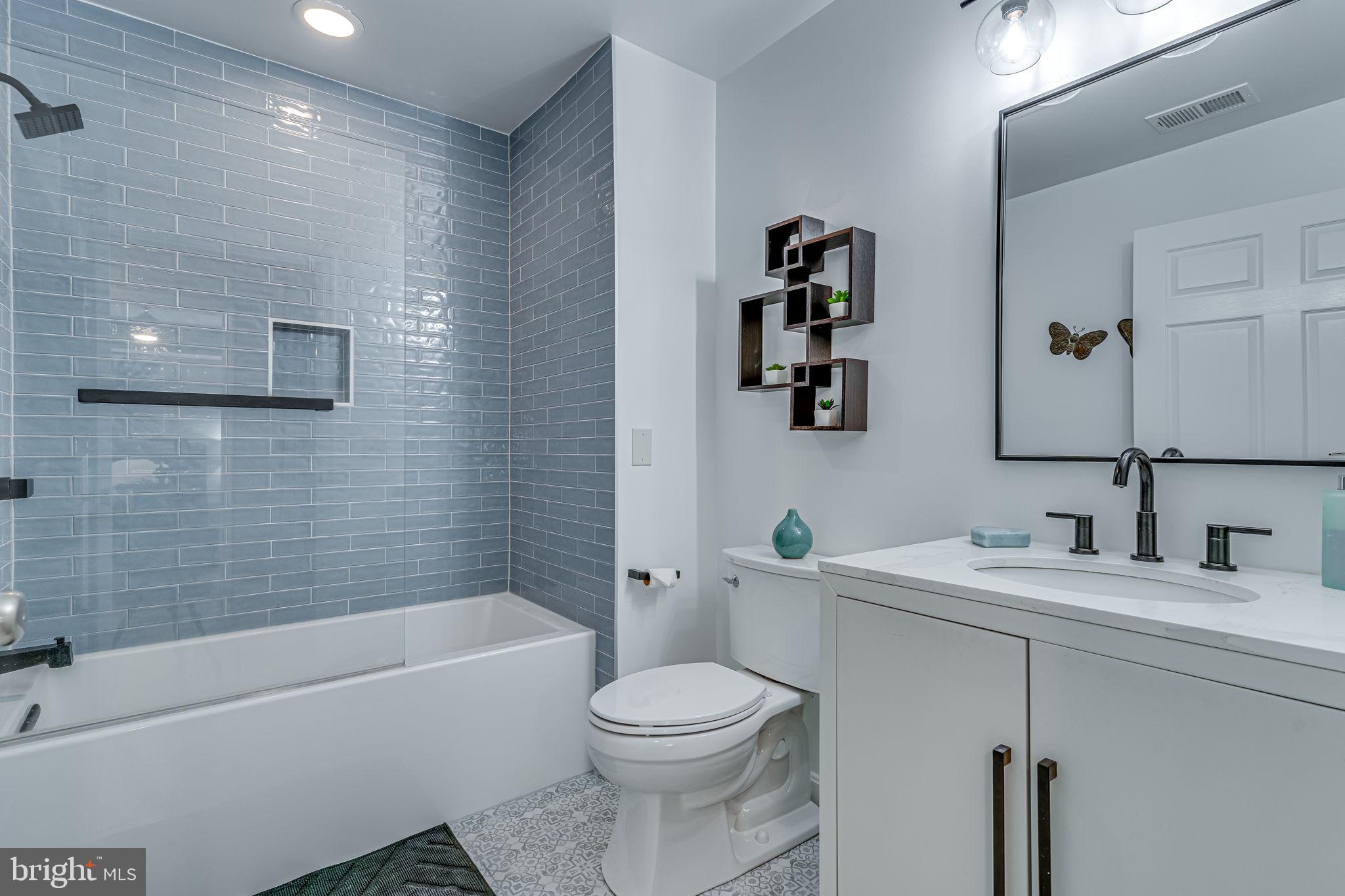 6001 Mersey Oaks Way #6a