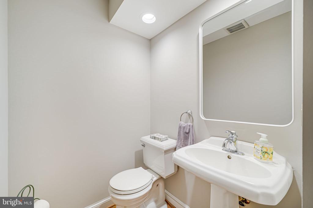 6631 Madison McLean Dr