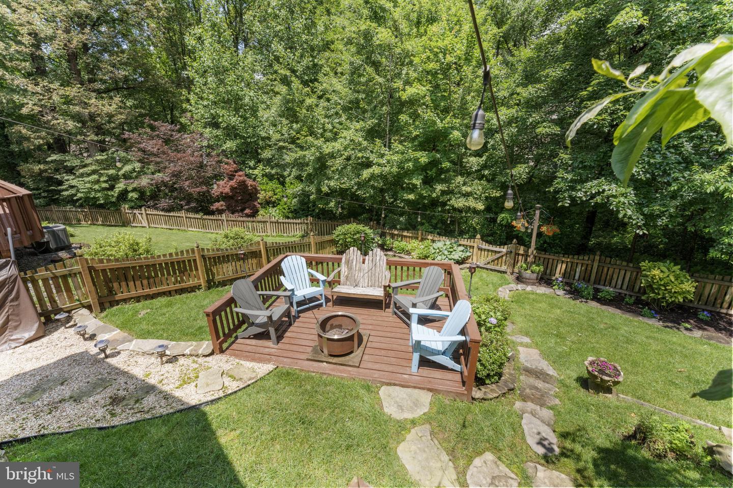 10034 Park Woods Ln