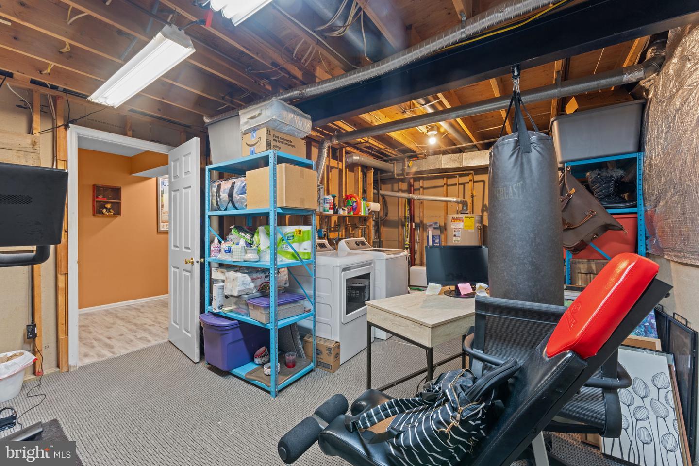 10034 Park Woods Ln