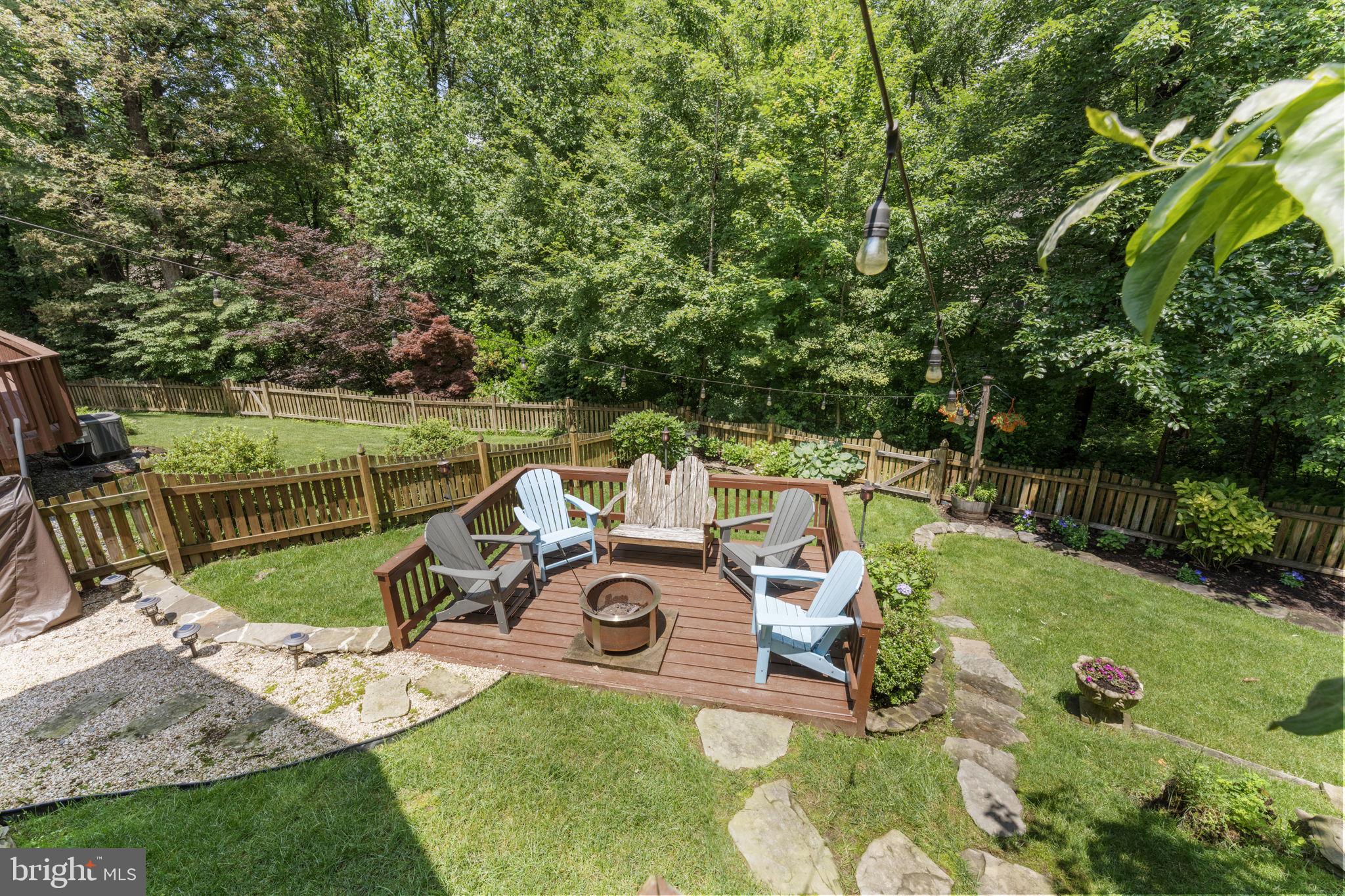 10034 Park Woods Ln