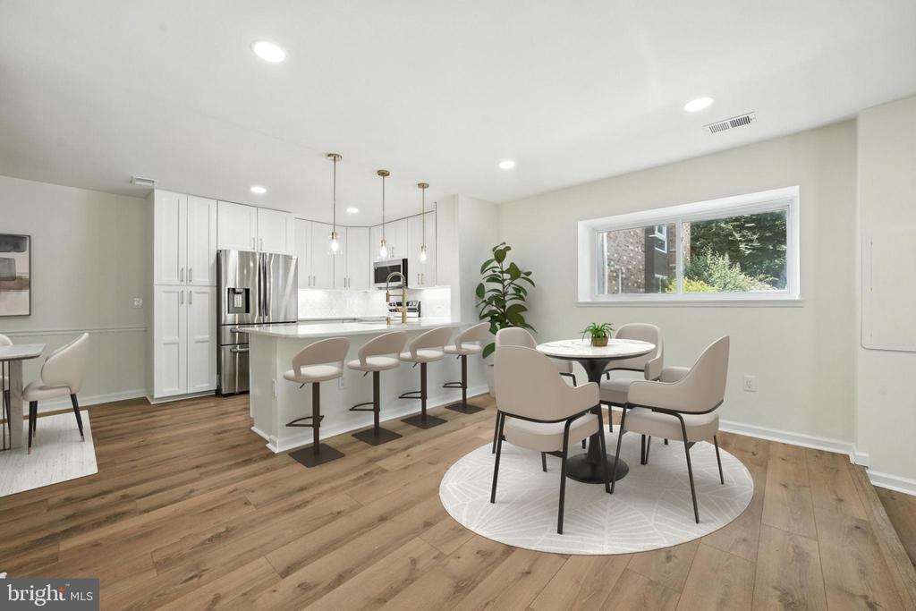 3814 Persimmon Cir