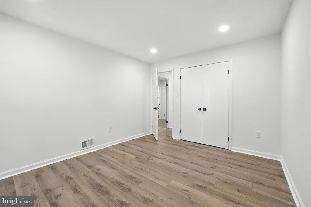 3814 Persimmon Cir