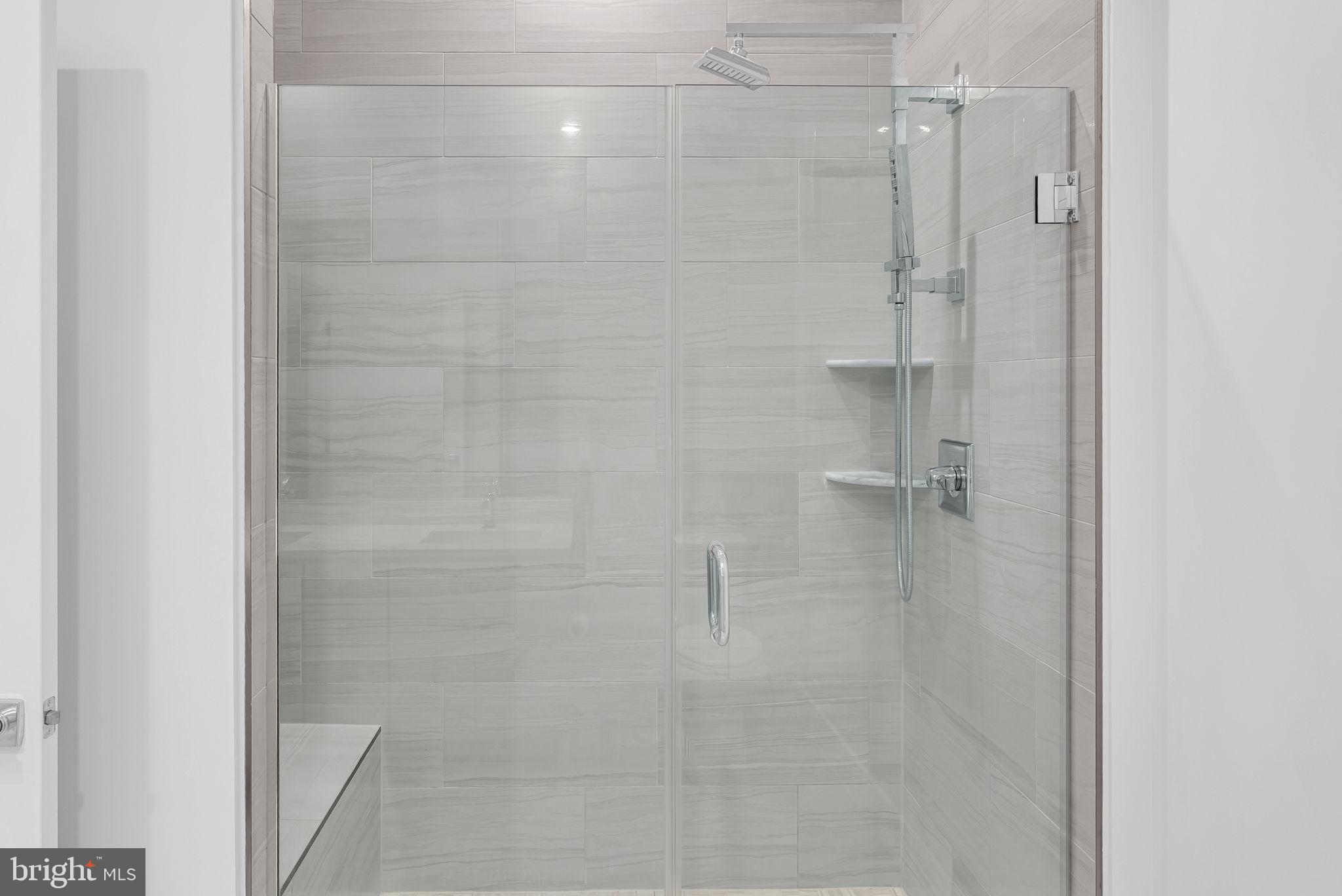 1761 OLD MEADOW RD #521