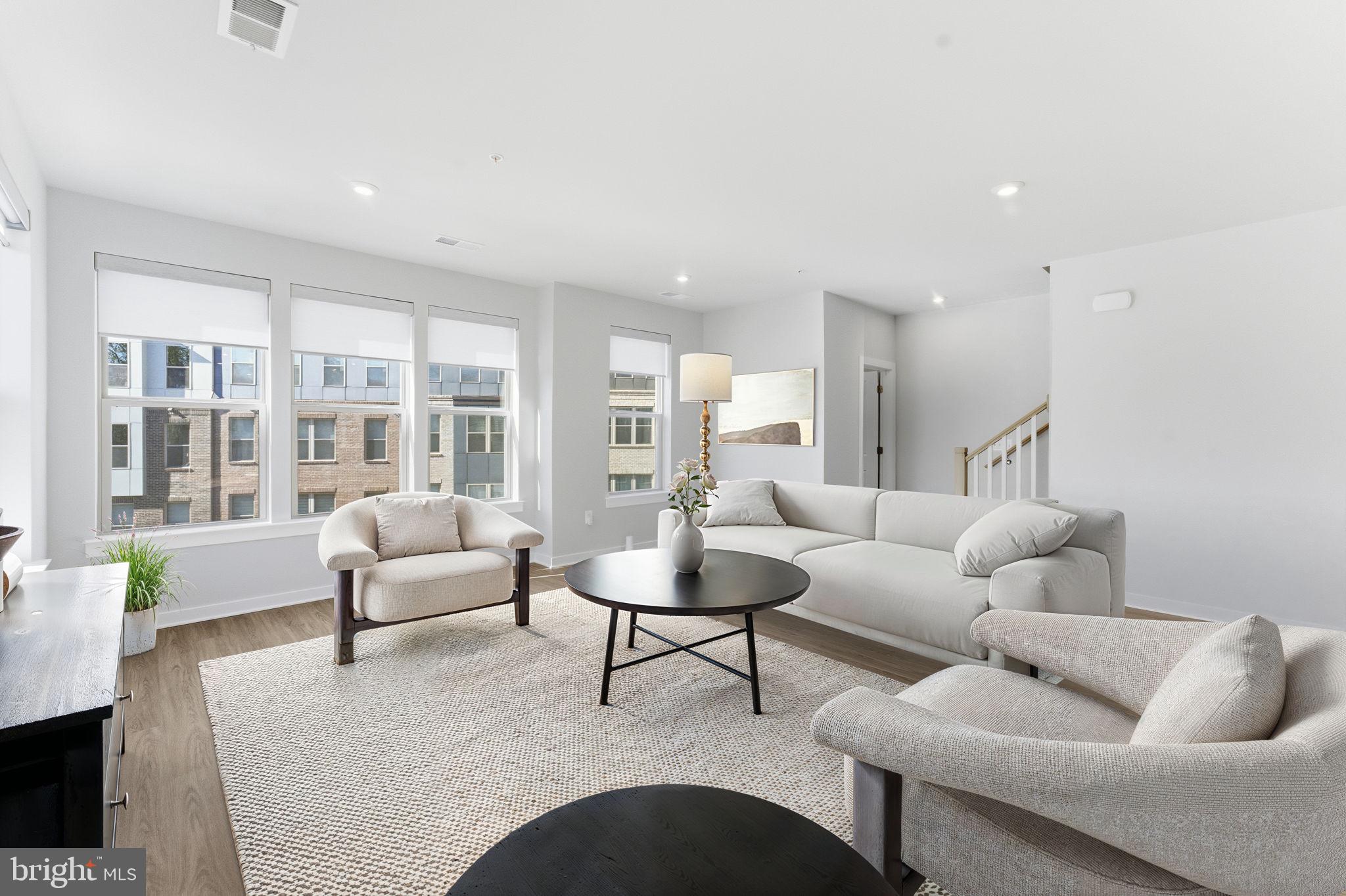 2490 CONNECTOR ALLEY 44B