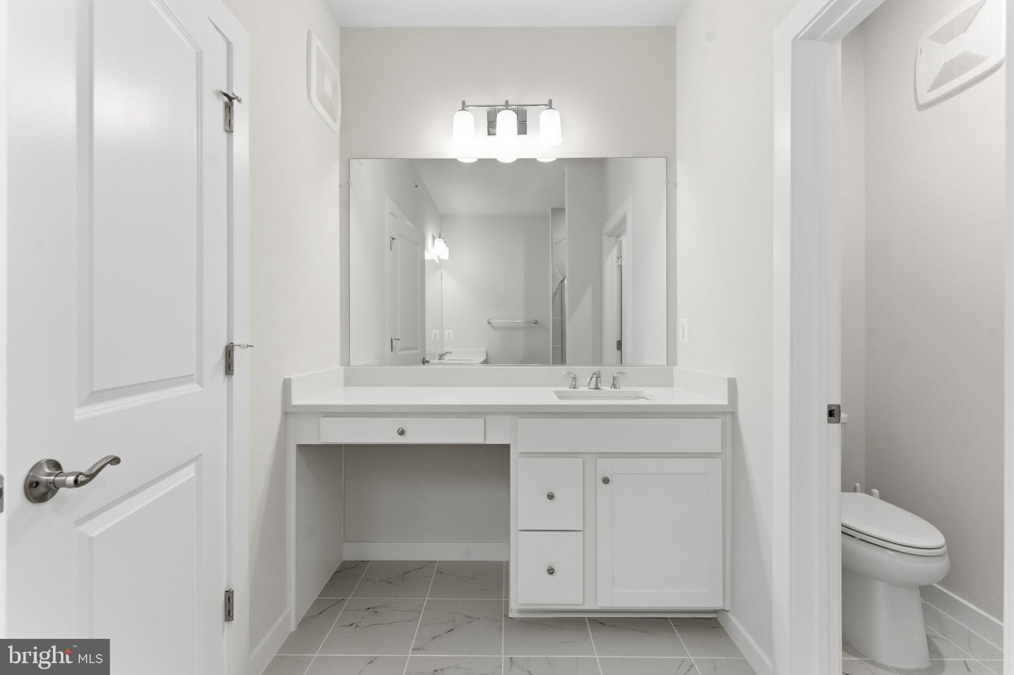 2490 CONNECTOR ALLEY 44B