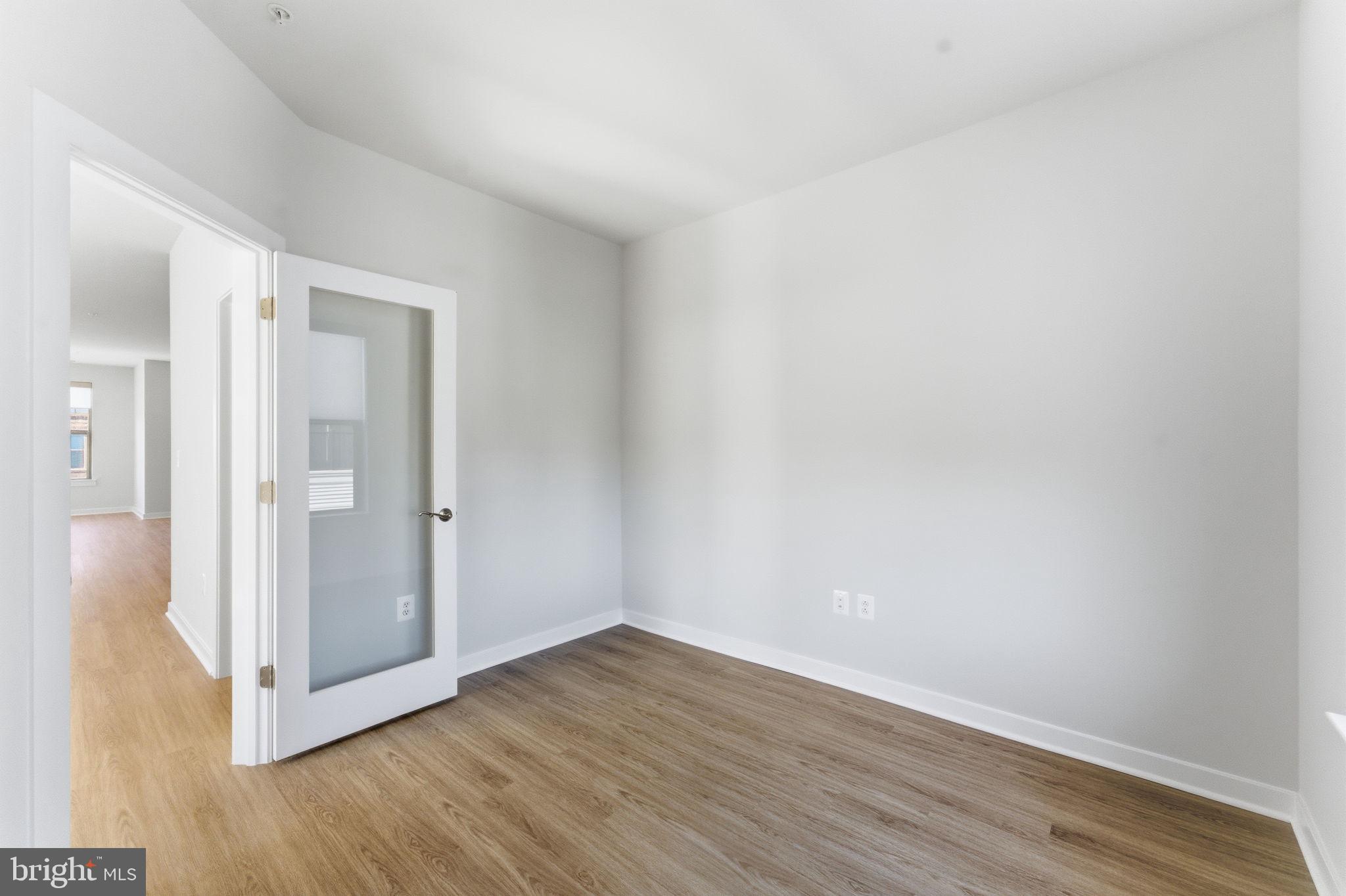 2490 CONNECTOR ALLEY 44B