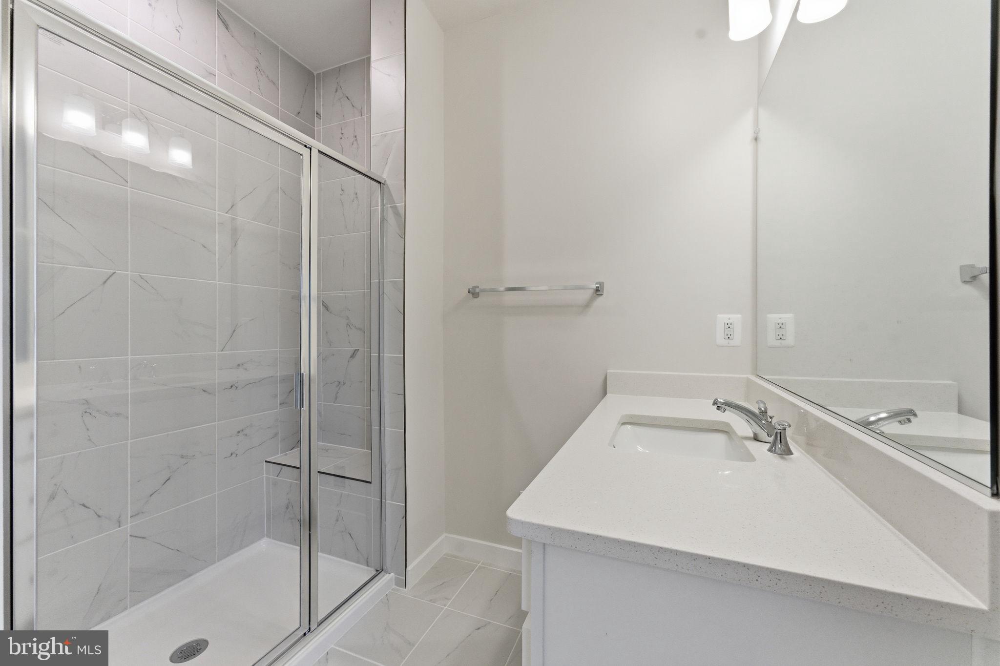 2490 CONNECTOR ALLEY 44B