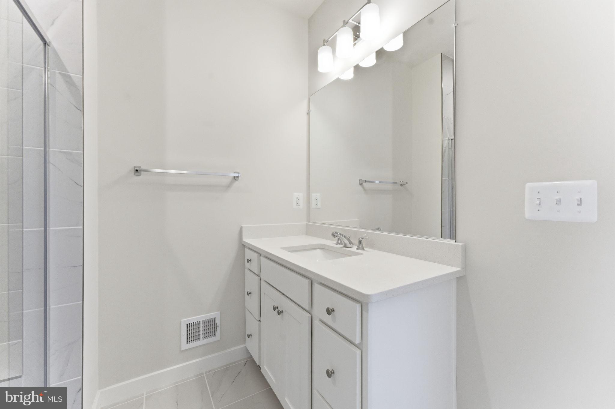 2490 CONNECTOR ALLEY 44B