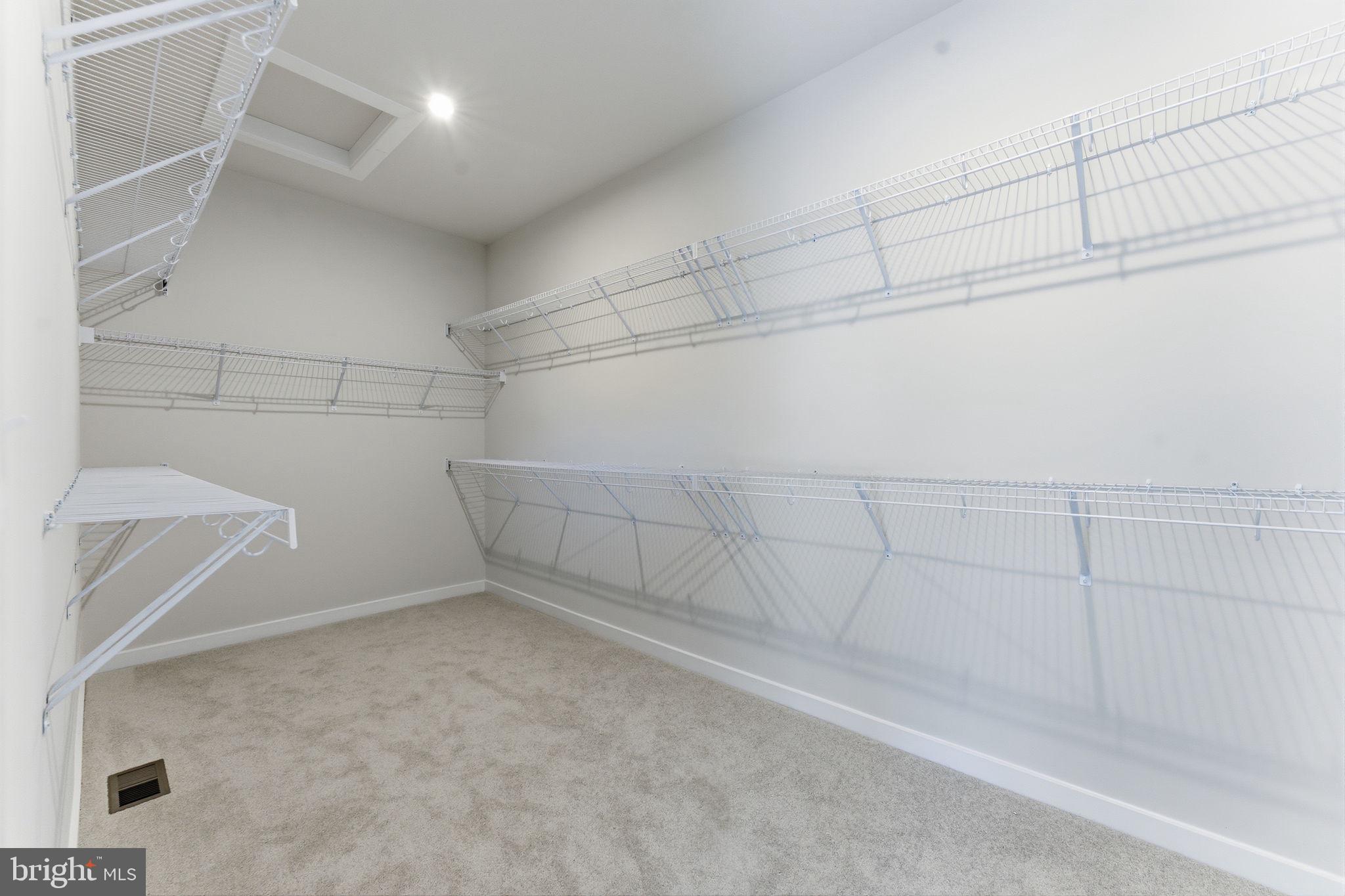 2490 CONNECTOR ALLEY 44B