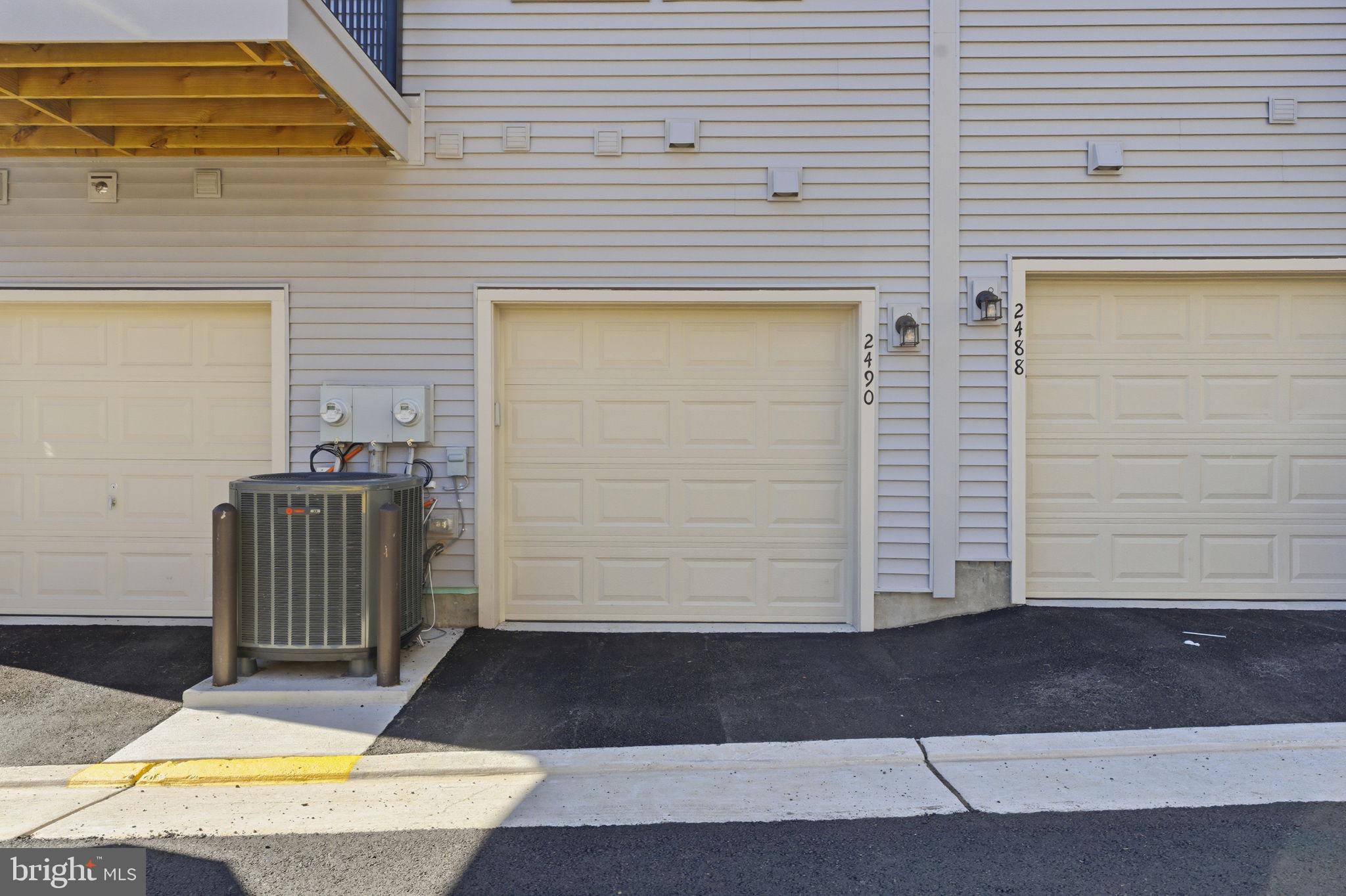 2490 CONNECTOR ALLEY 44B