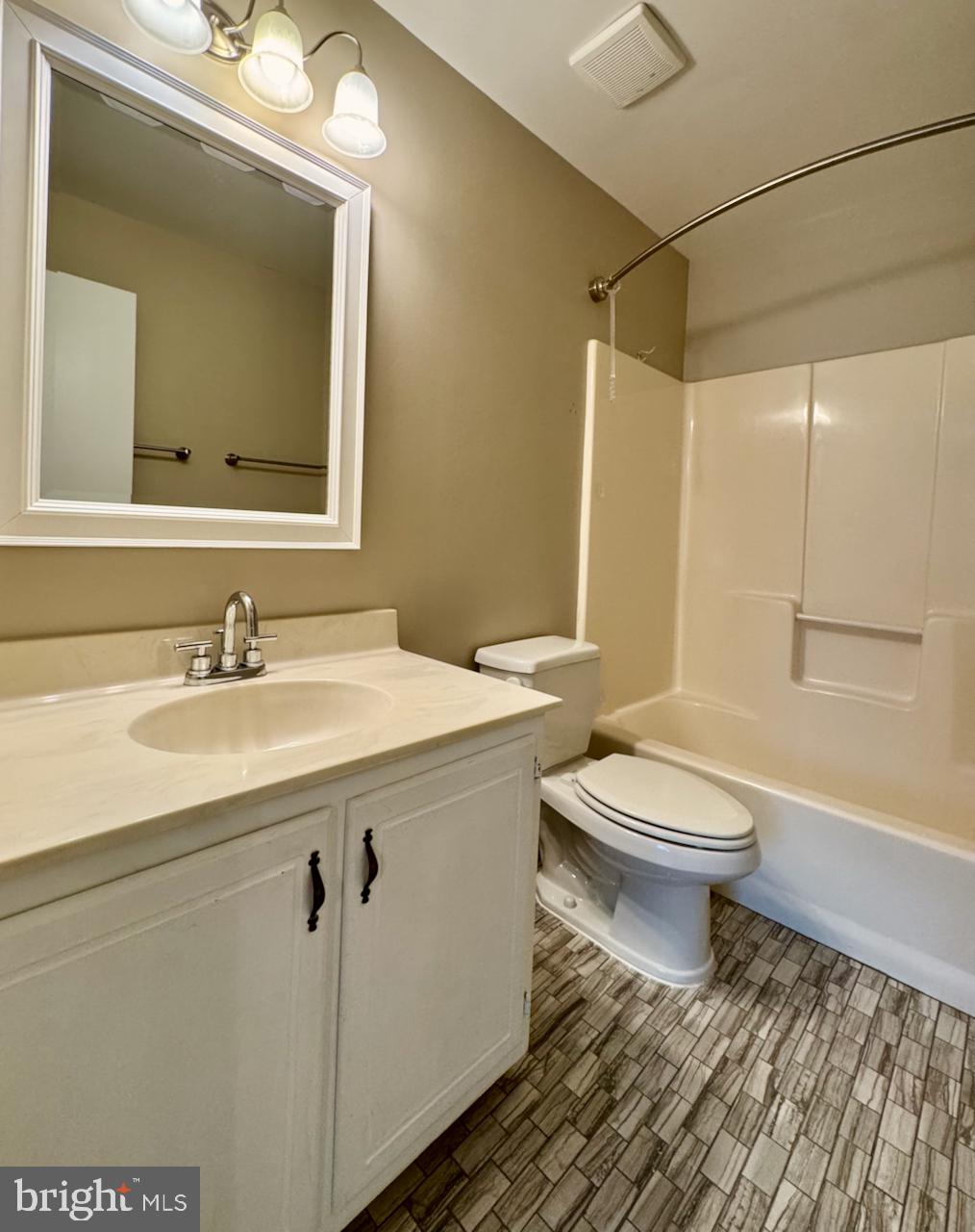 3885 STEPPES COURT 3885A