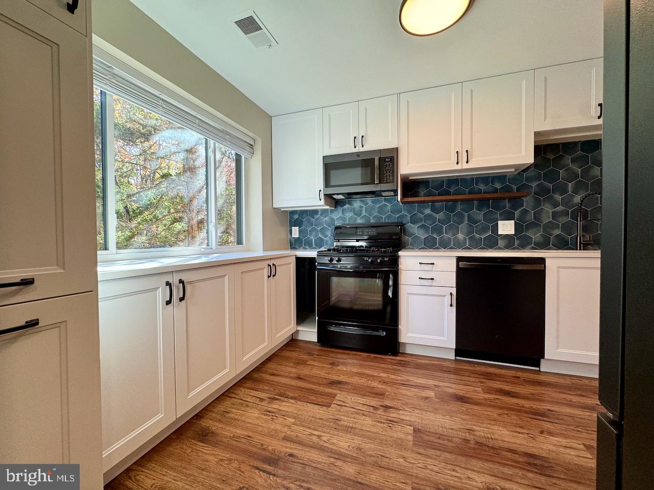 3885 STEPPES COURT 3885A