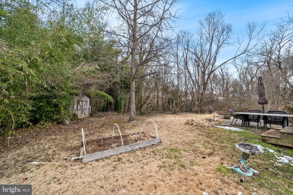 7230 PIMMIT COURT