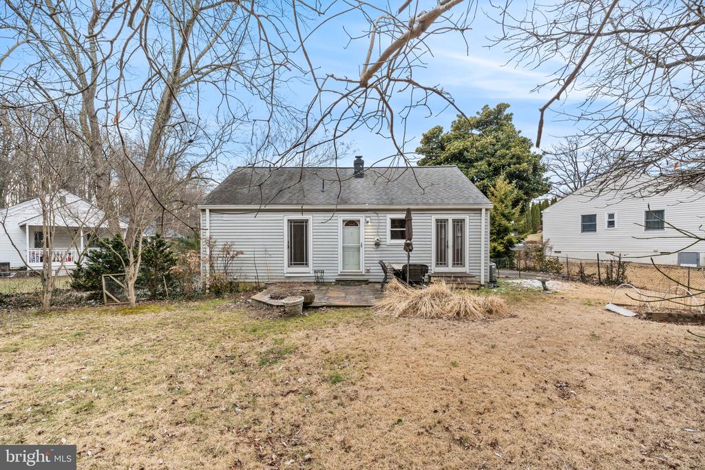 7230 PIMMIT COURT