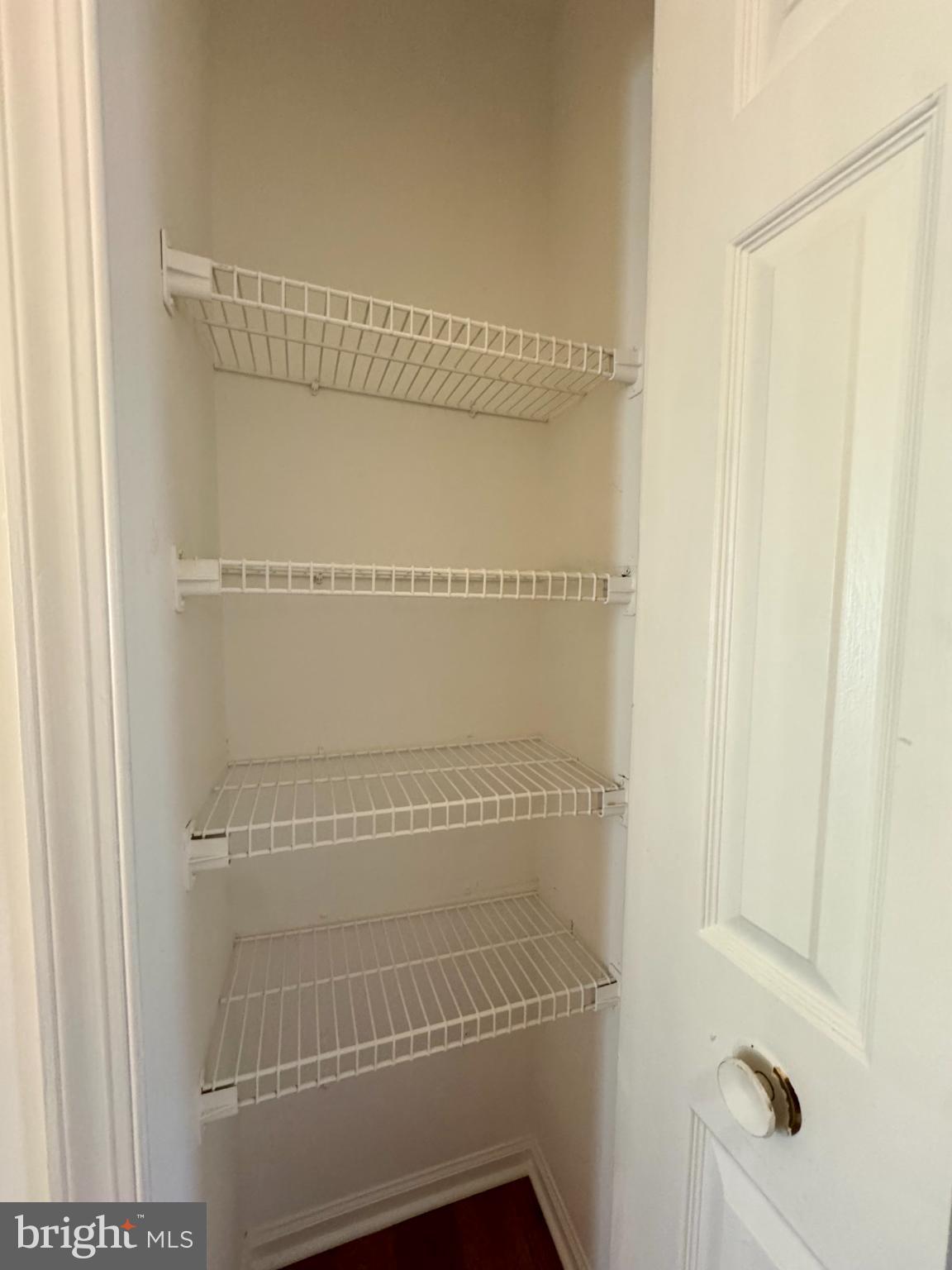 6291 KERRYDALE DRIVE