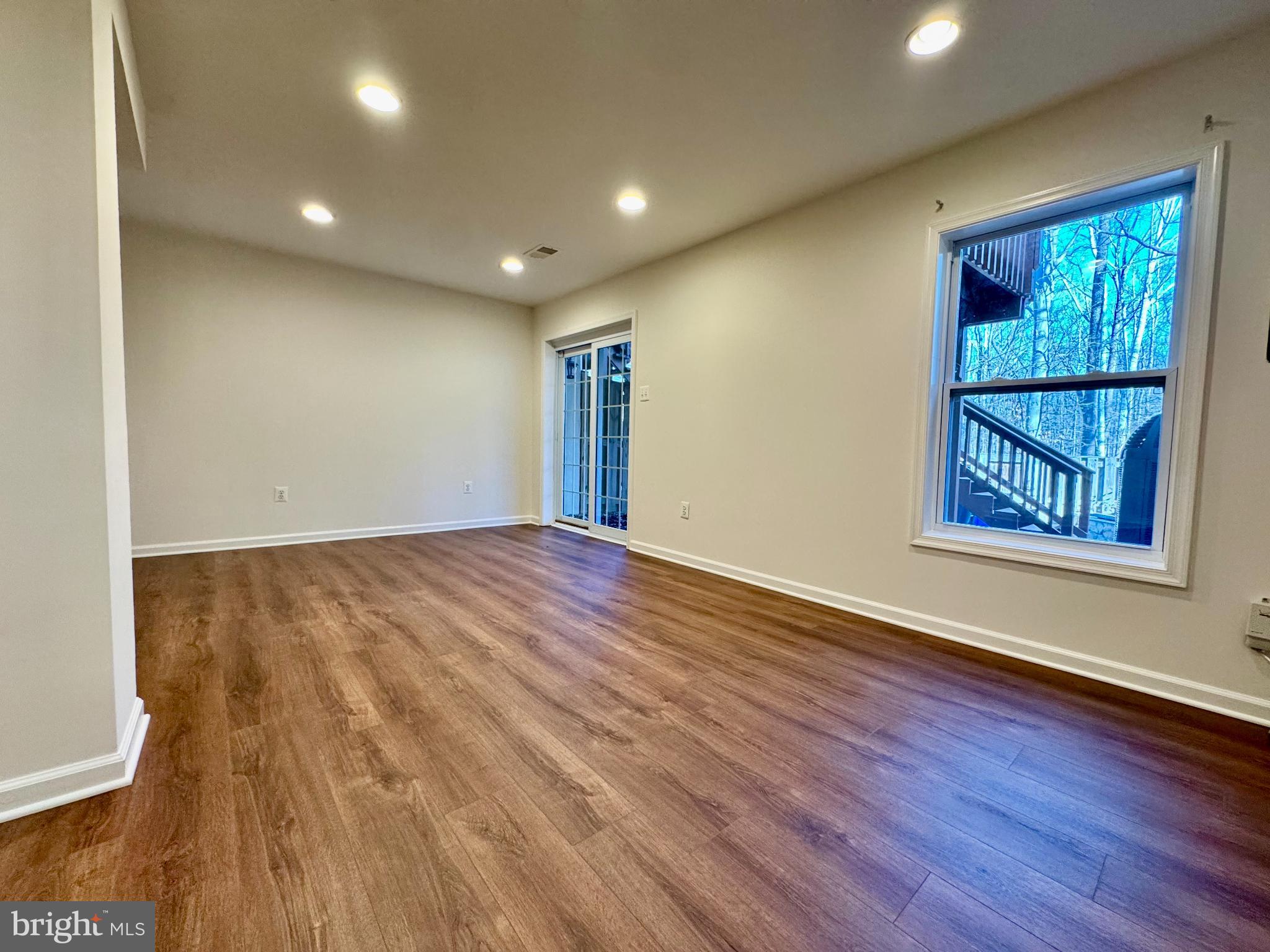 6291 KERRYDALE DRIVE