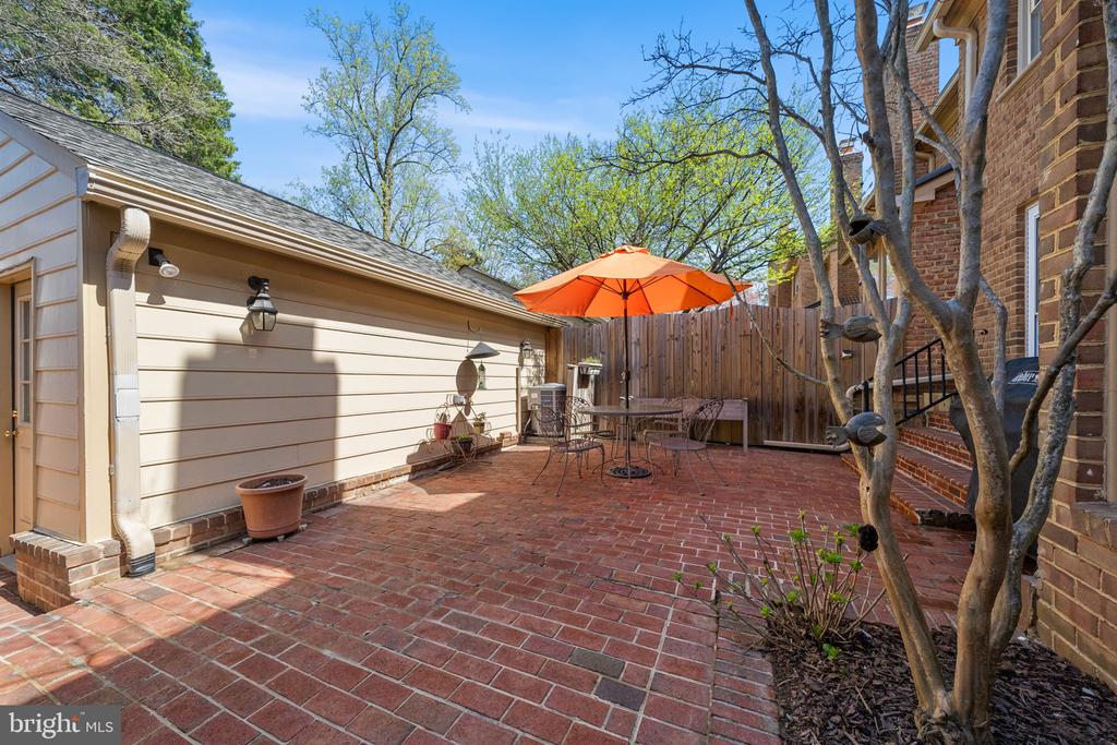 7308 AYNSLEY LANE