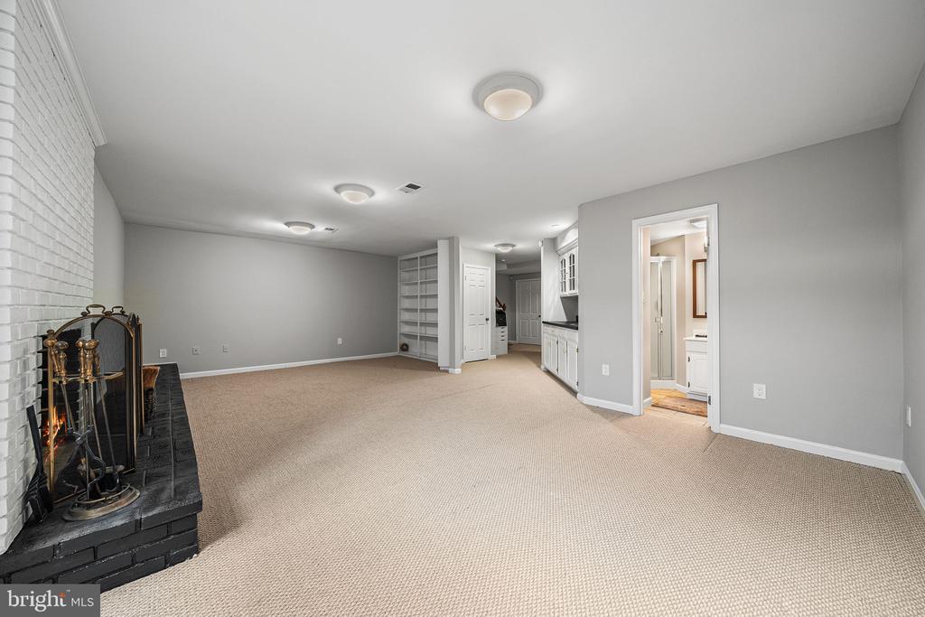 7308 AYNSLEY LANE