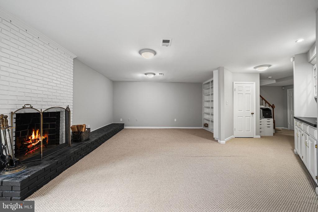 7308 AYNSLEY LANE