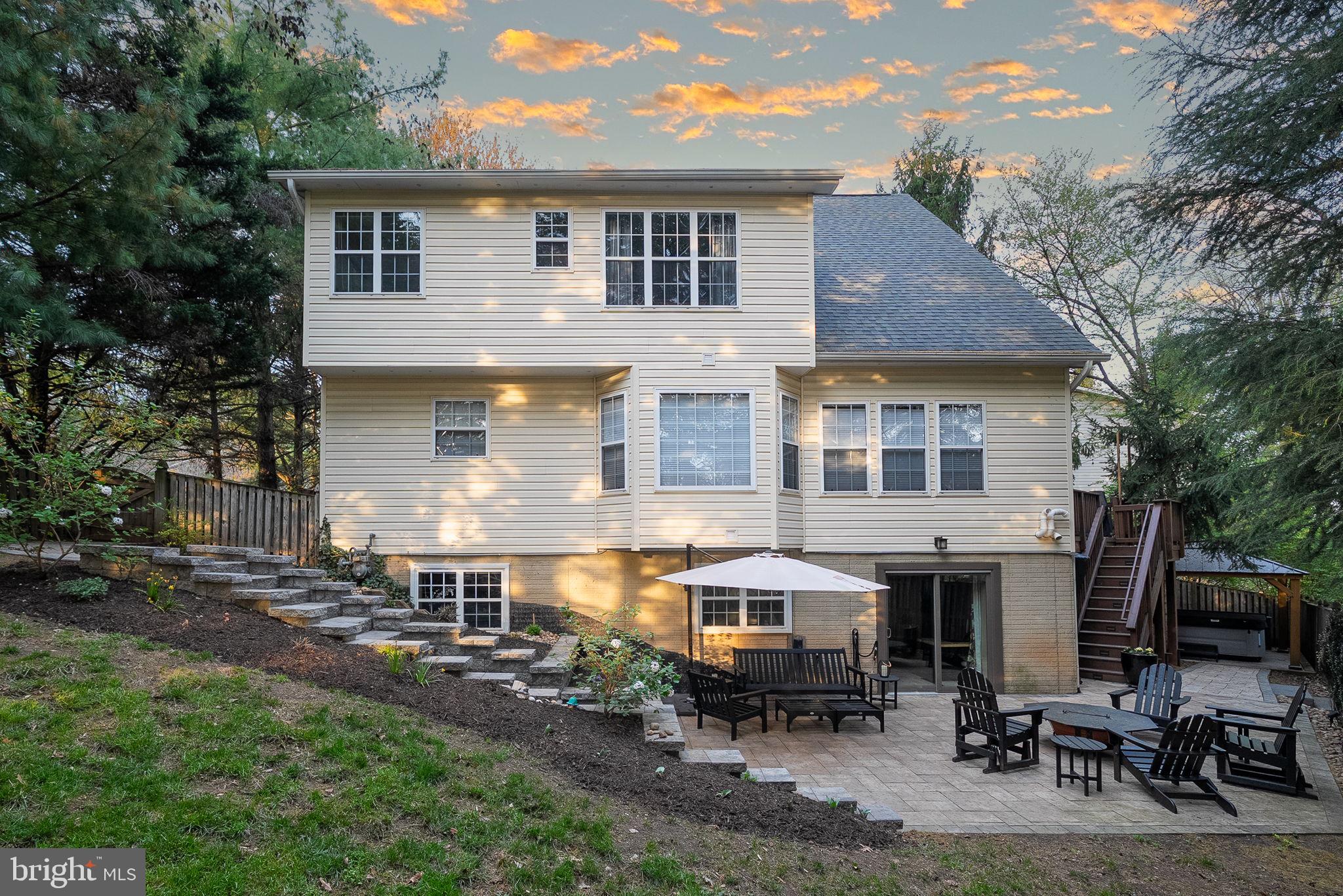 2784 DEVONSHIRE GARDEN COURT