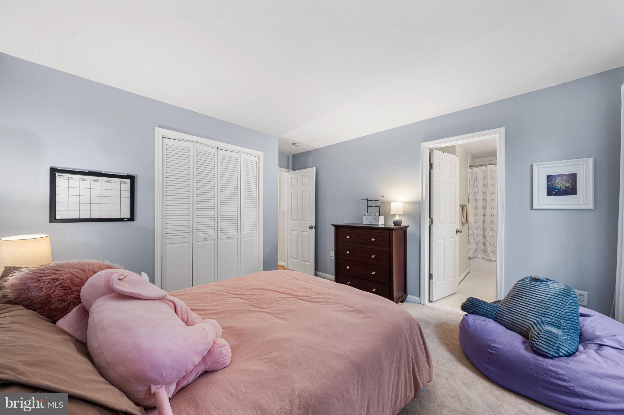 2784 DEVONSHIRE GARDEN COURT