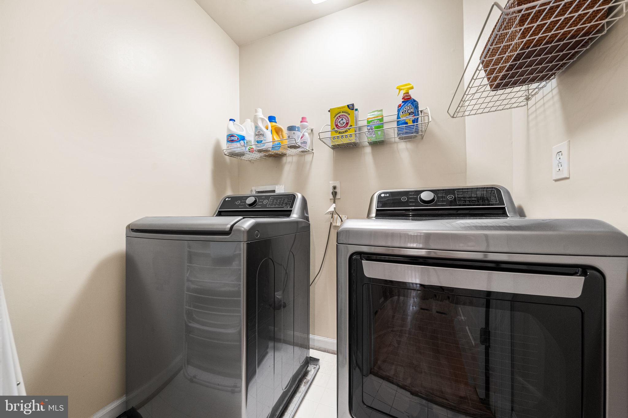 2784 DEVONSHIRE GARDEN COURT