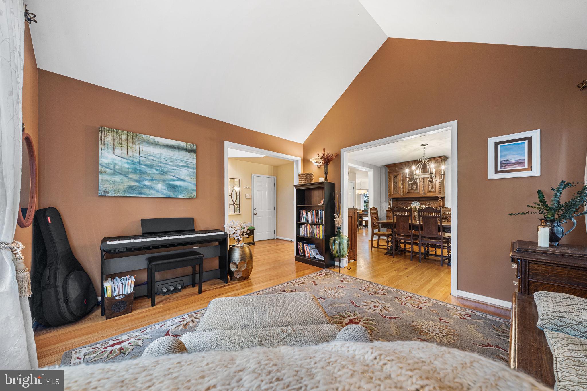 2784 DEVONSHIRE GARDEN COURT