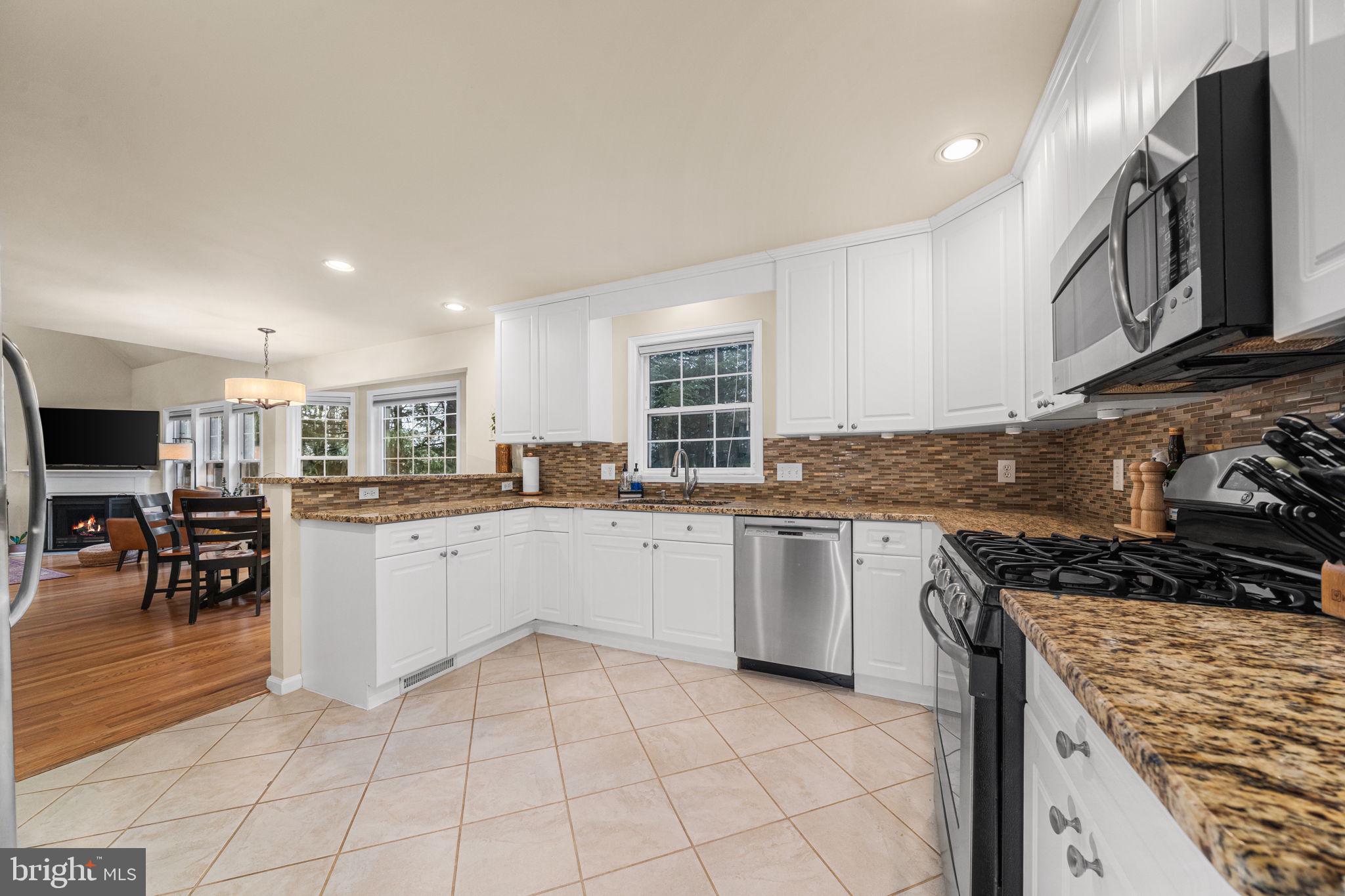 2784 DEVONSHIRE GARDEN COURT