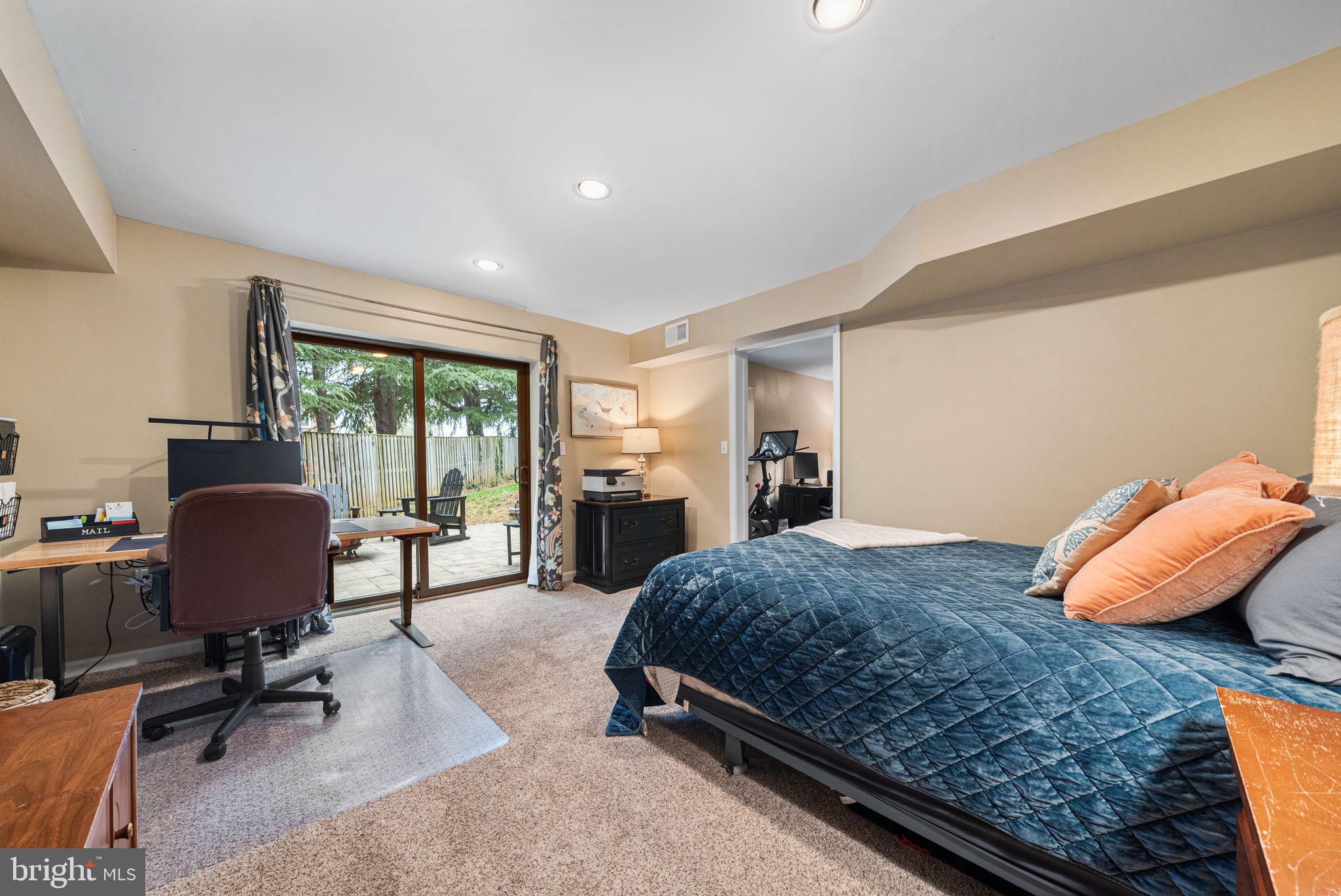 2784 DEVONSHIRE GARDEN COURT