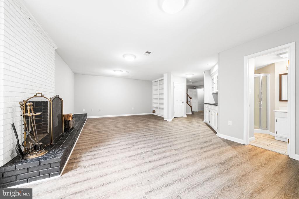 7308 AYNSLEY LANE