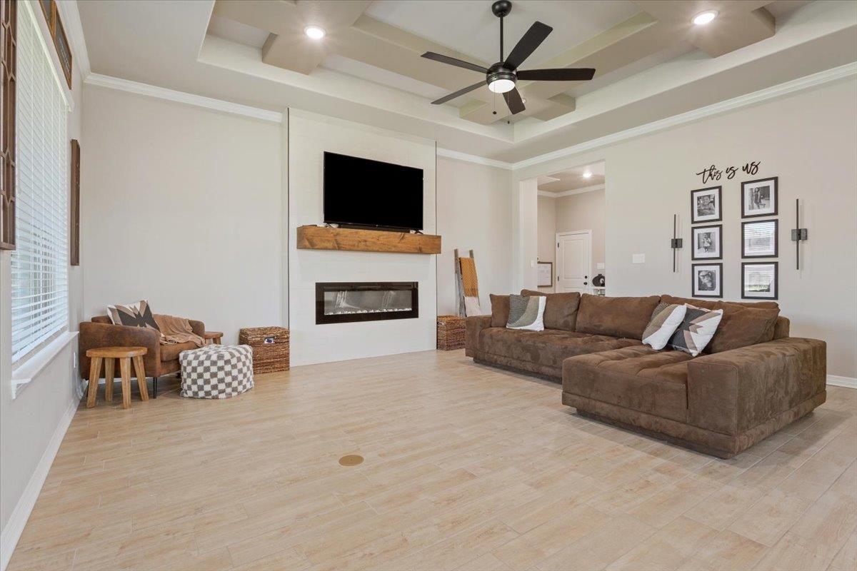 5405 Espiritu Santo DR