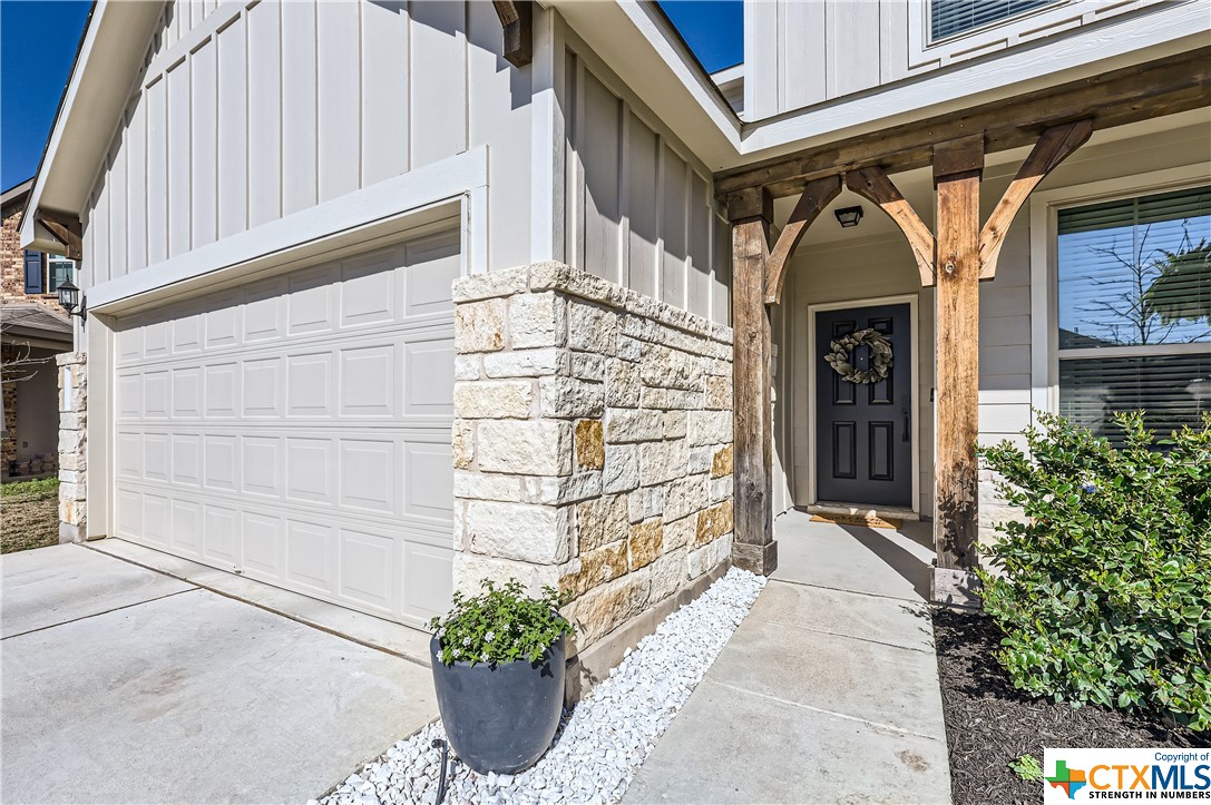 1324 Cliffbrake Way