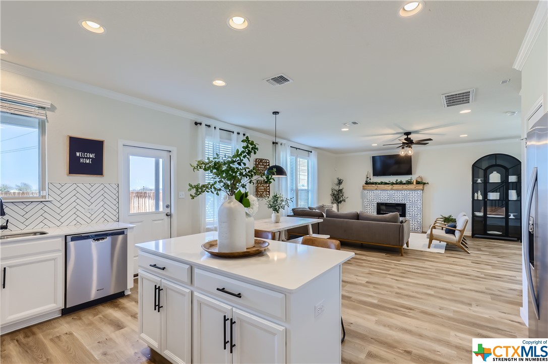 1324 Cliffbrake Way