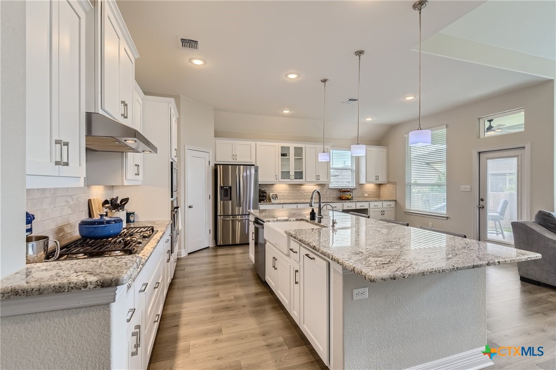 18020 Bassano Avenue