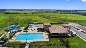 18020 Bassano Avenue