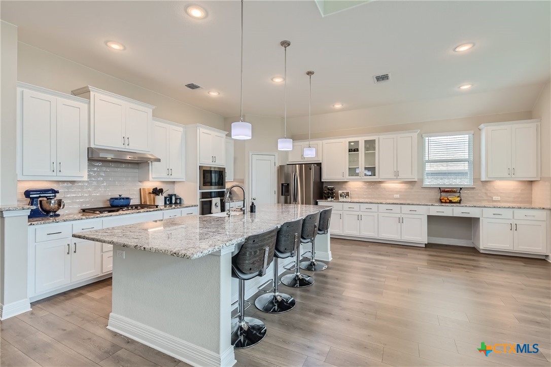 18020 Bassano Avenue