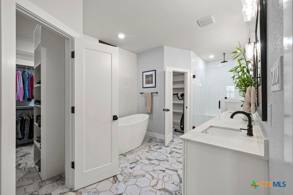 8313 Cates Creek Drive